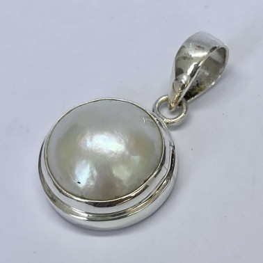 PD 09043 B-WPL-(HANDMADE 925 BALI SILVER PENDANT WITH MABE PEARL)